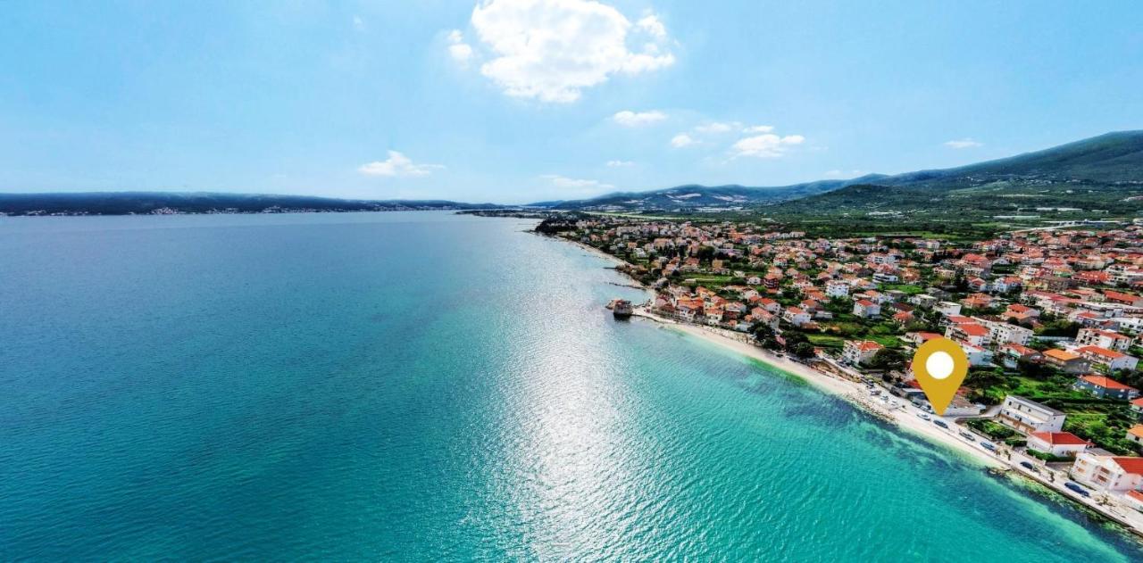 House Oasis Livak Kastela
