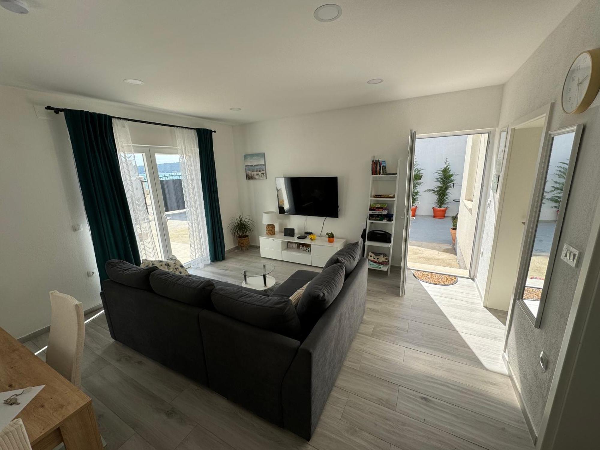 House Oasis Livak Villa *